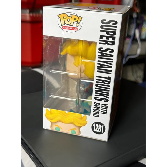 Funko Pop! Dragon Ball Super - Super Saiyan Trunks - Picture 7 of 9